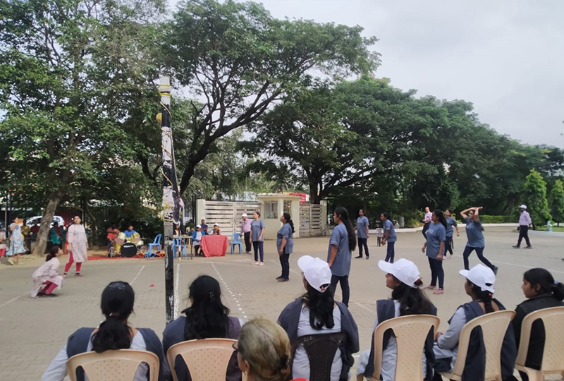 Volleyball and Throwball tournament for school parents